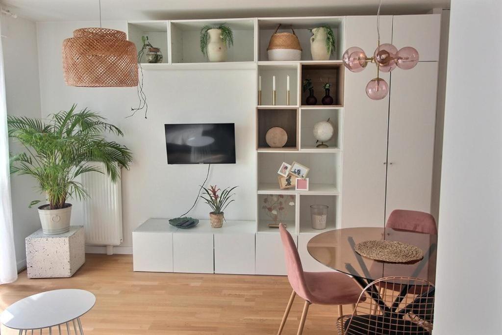 Apartament Le Toit Du Montvalerien Suresnes Zewnętrze zdjęcie